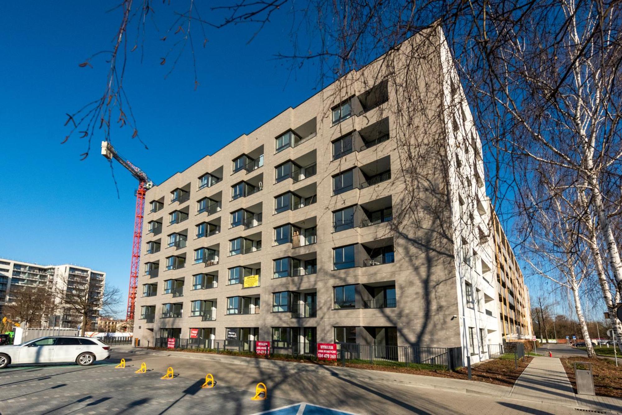 Golden Deluxe Old Town, Terrace, High Standard, 2