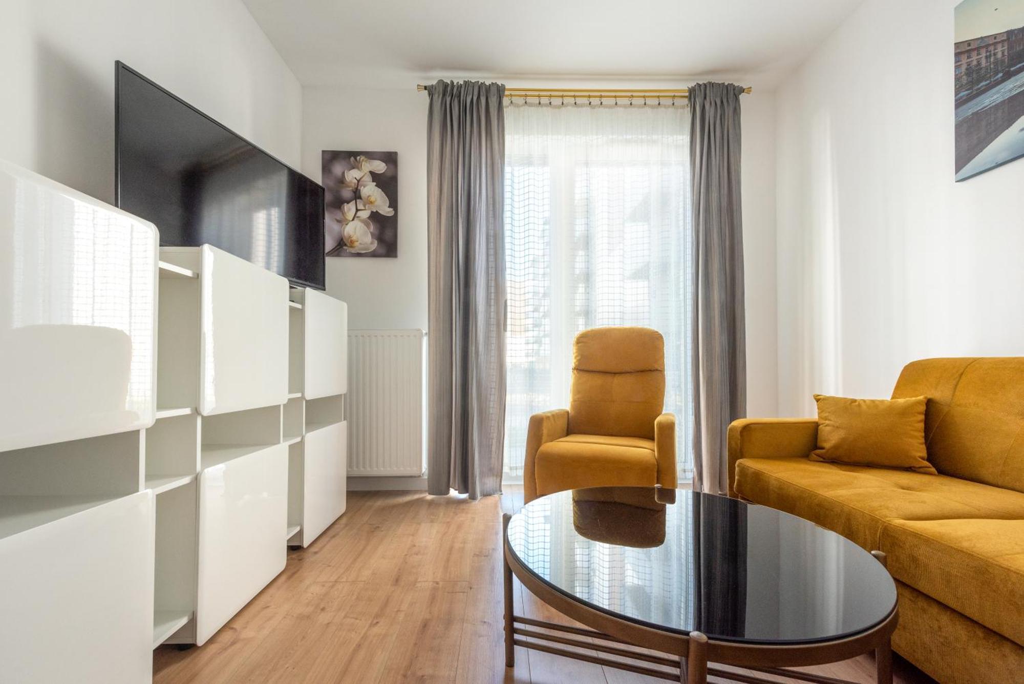 Golden Deluxe Old Town, Terrace, High Standard, 2 *