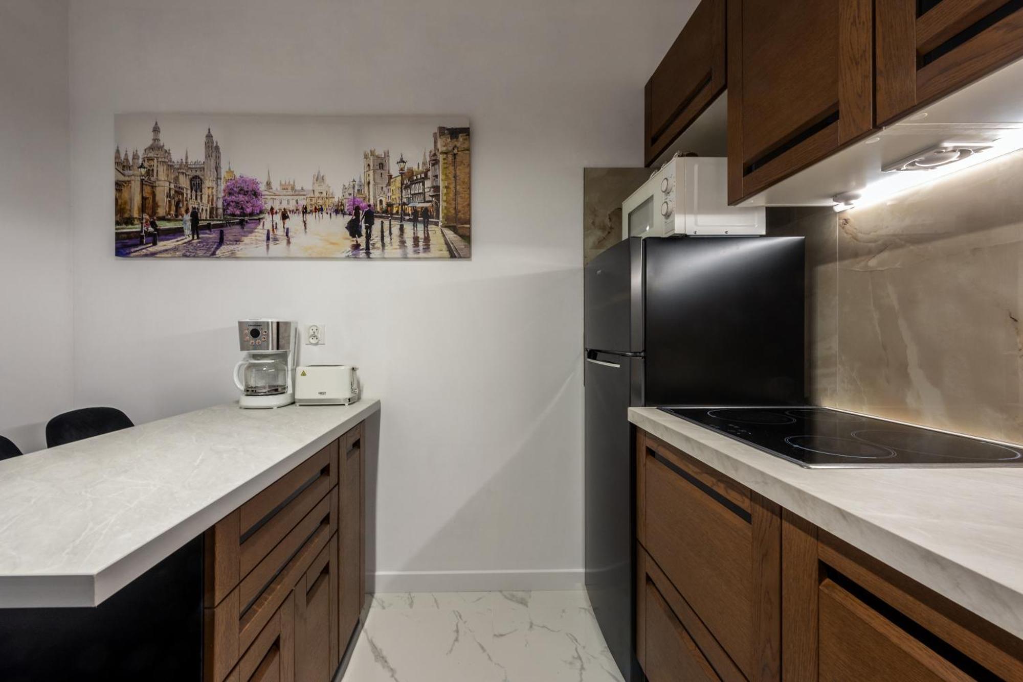 Golden Deluxe Old Town, Terrace, High Standard, 2 Apartament *