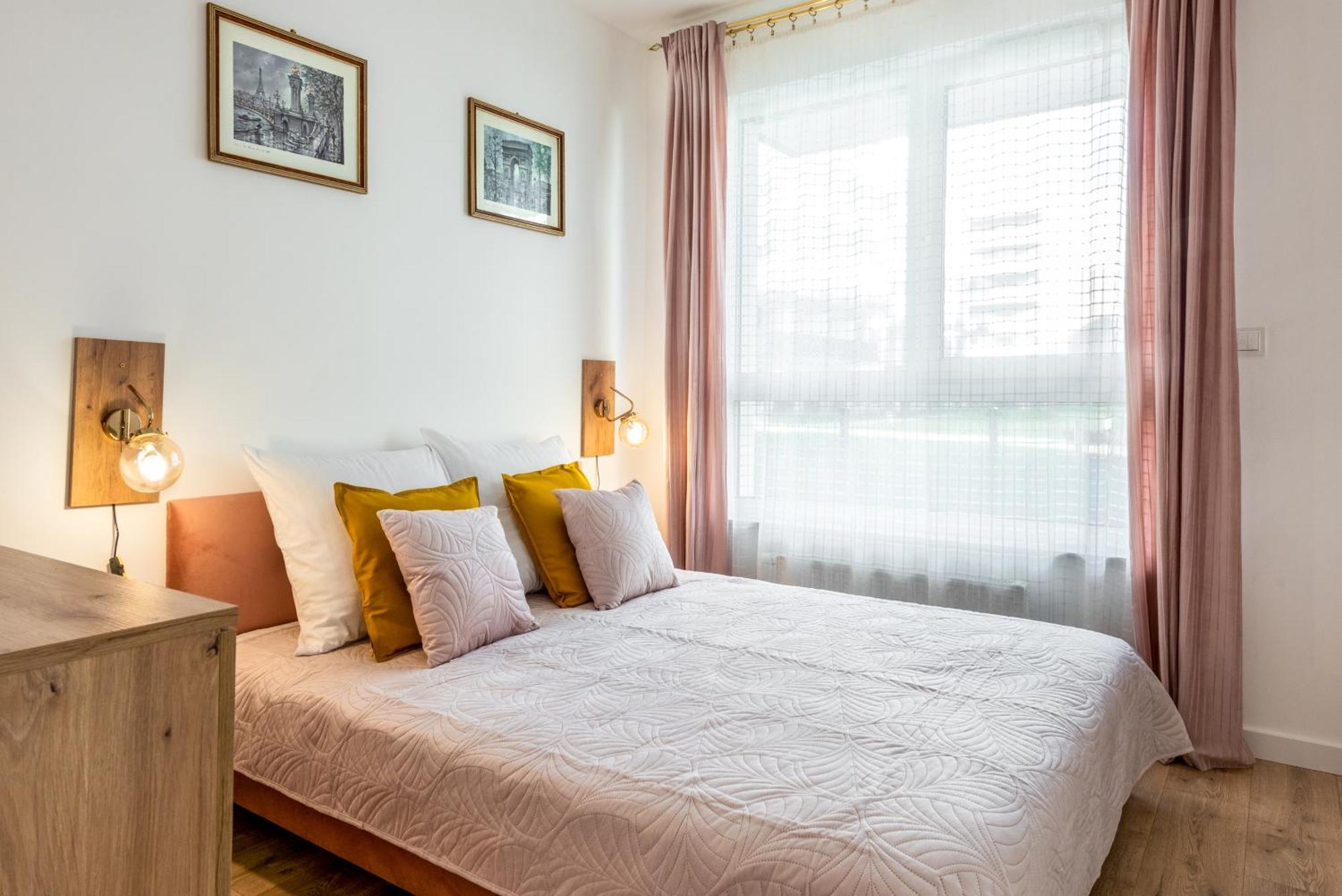 Golden Deluxe Old Town, Terrace, High Standard, 2 Apartament *